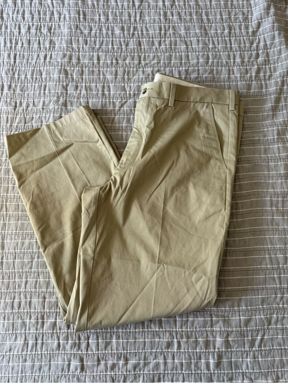 George Men's Chinos in Light Khaki